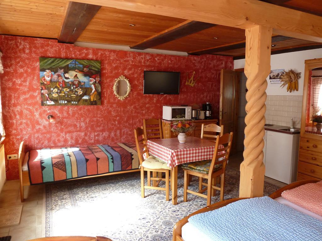 Gaestezimmer Am Maerchenbrunnen Dresden Eksteriør bilde